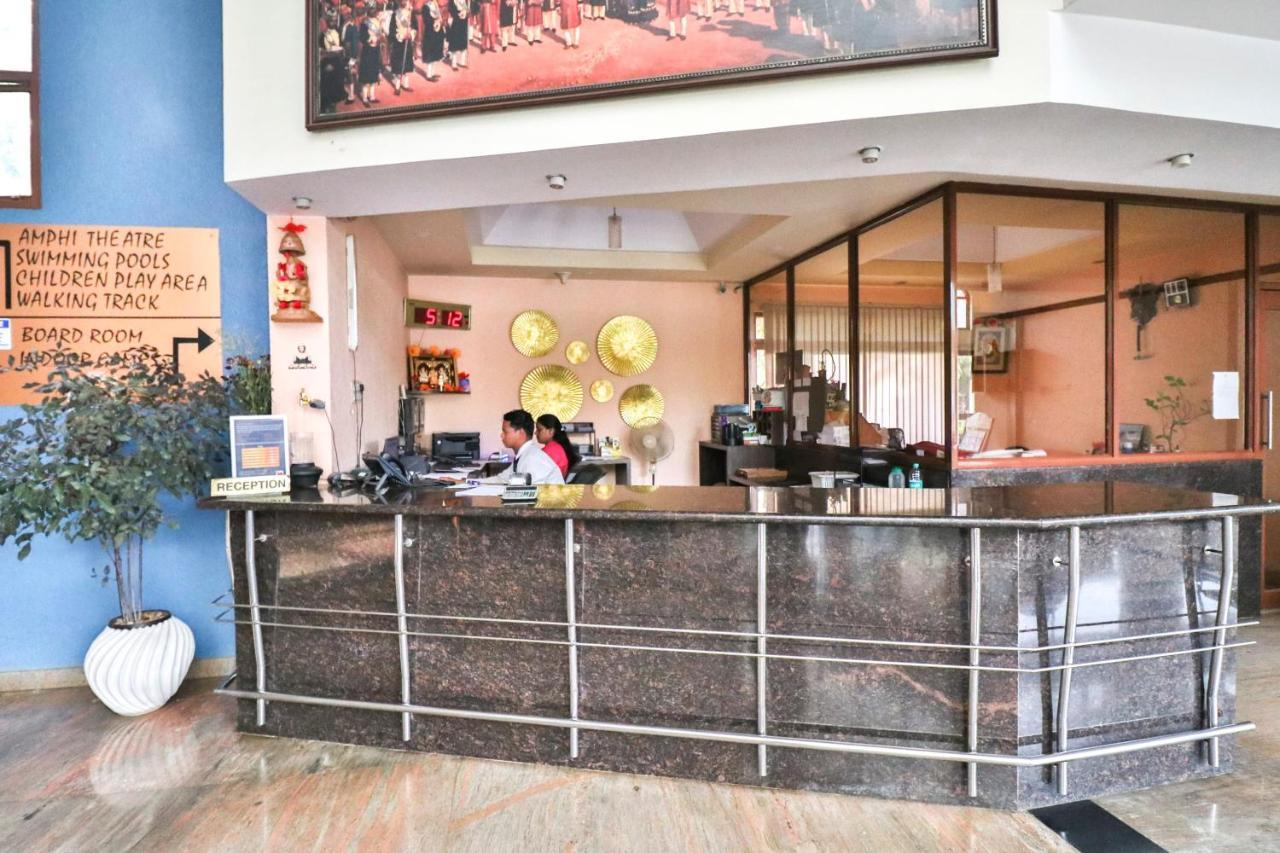 Palette - Holiday Palms Hotel Bangalore Exterior photo